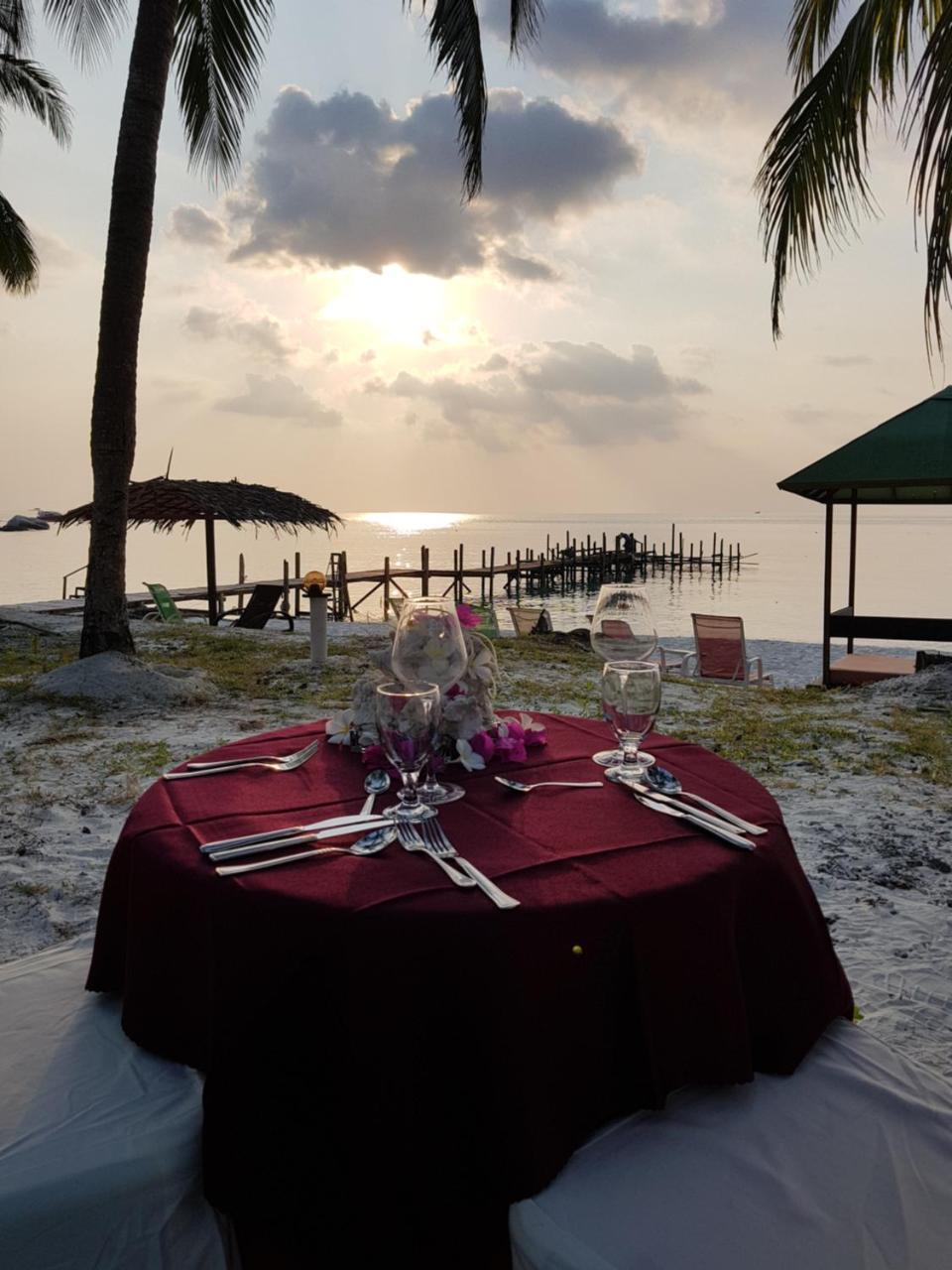Sari Pacifica Resort & Spa, Lang Tengah Eksteriør billede