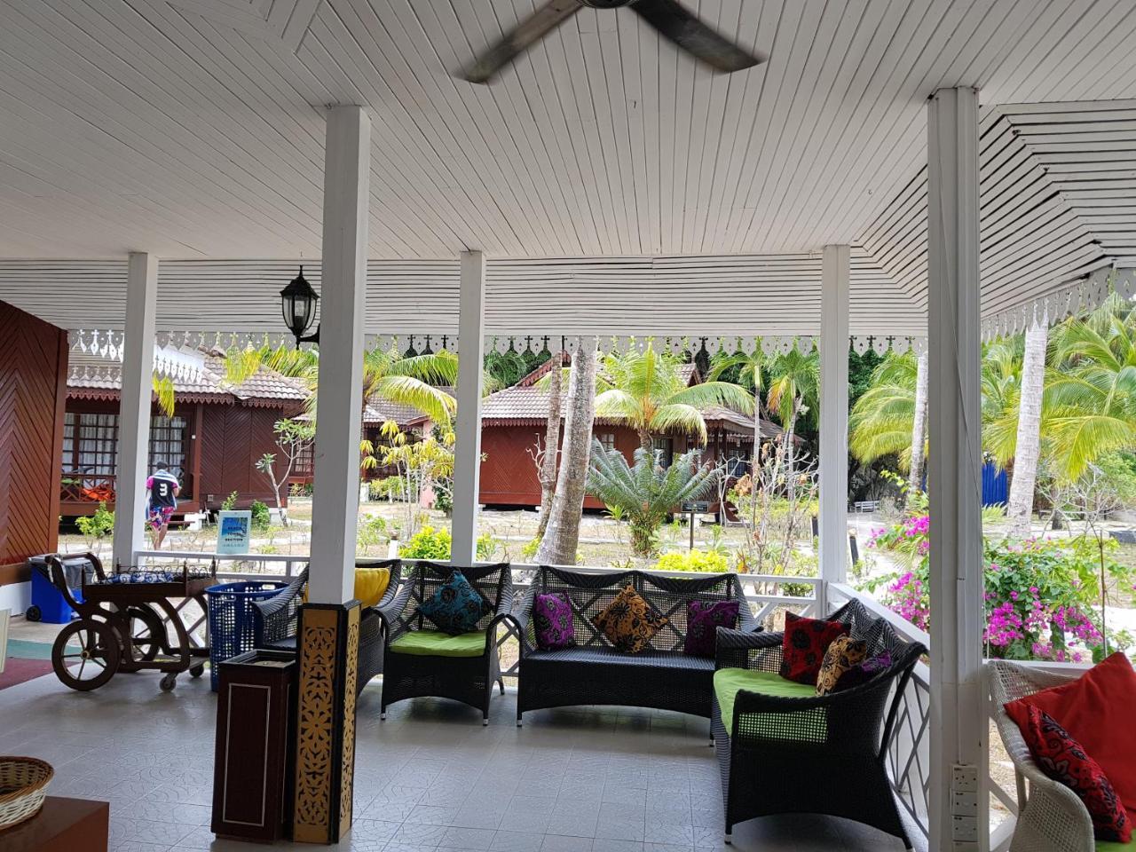 Sari Pacifica Resort & Spa, Lang Tengah Eksteriør billede