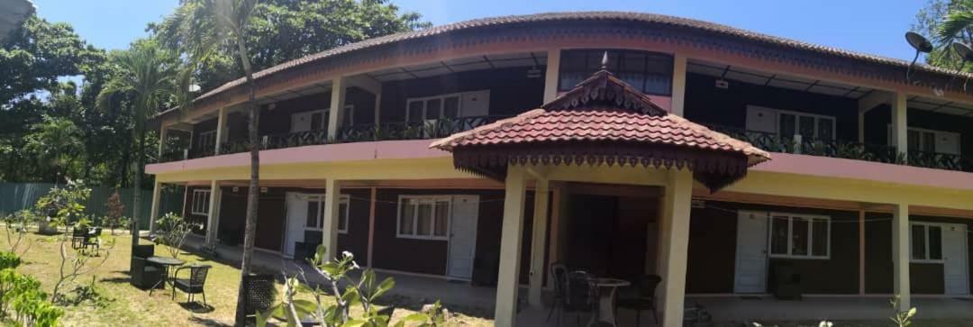 Sari Pacifica Resort & Spa, Lang Tengah Eksteriør billede